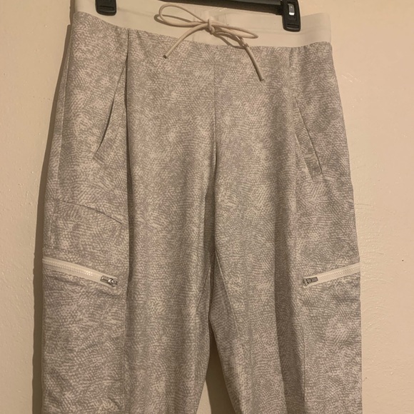 Athleta Venture Printer Pant Joggers in Viper Gray Women's size 4 - Picture 7 of 13